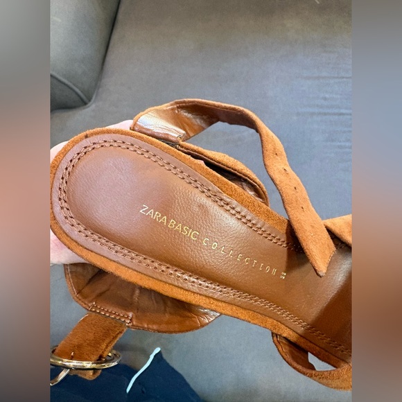 Zara Basic Collection Brown Block Chunky Heeled Sandals Size 7.5 - Picture 4 of 10